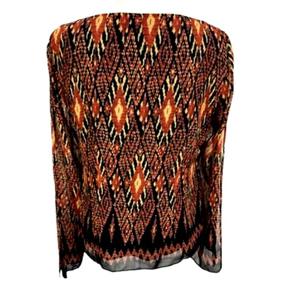 NWT!! Bandolino V Neck,Aztec Earthy Top,Slit Sleeves,Wooden Bead Accents,Gypsy - Picture 3 of 12